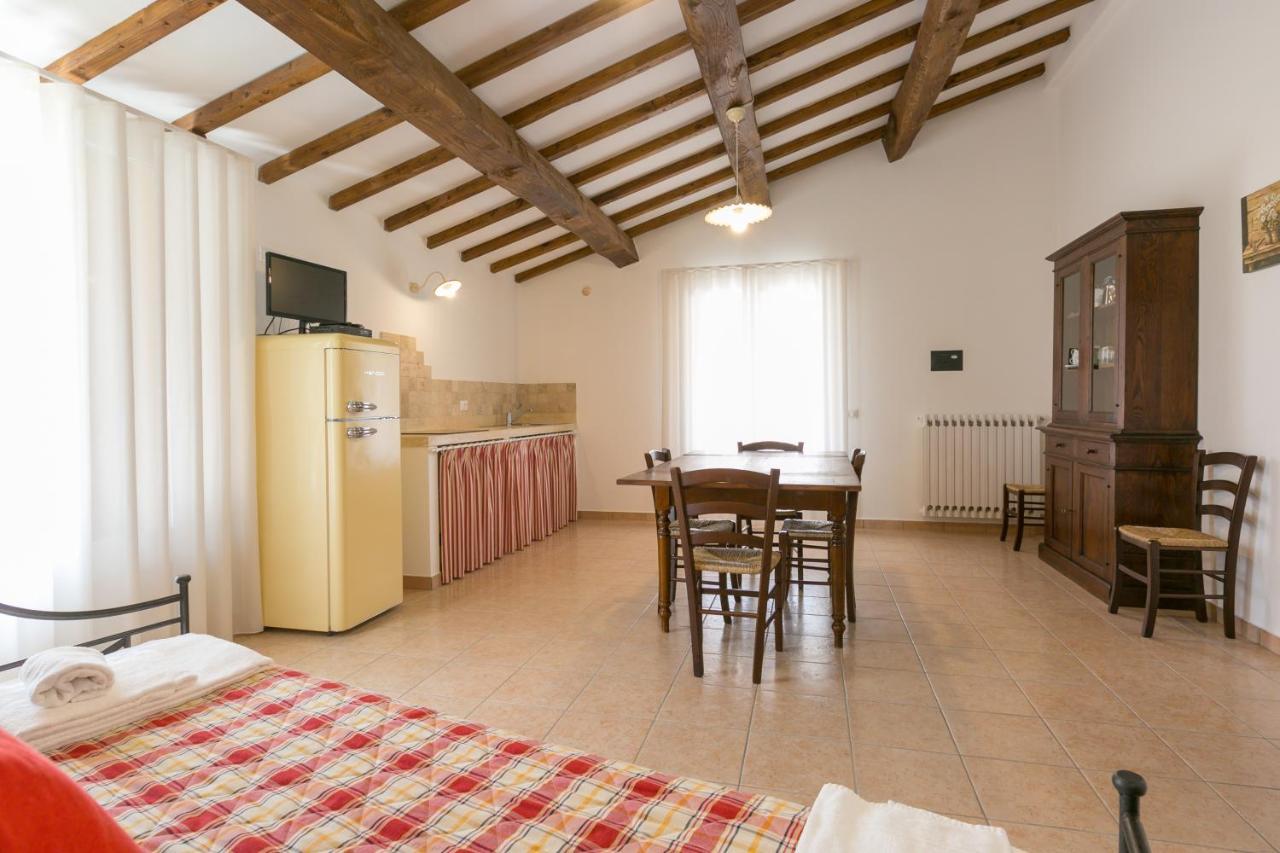 Cottage Zizzolo Riparbella Extérieur photo